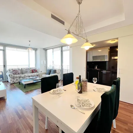 Apartamento Forum Playa And Pool Barcelona *