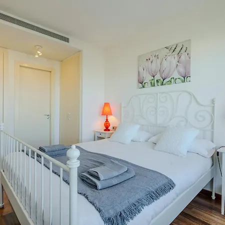 Forum Playa And Pool Barcelona Διαμέρισμα Sant Adria de Besos