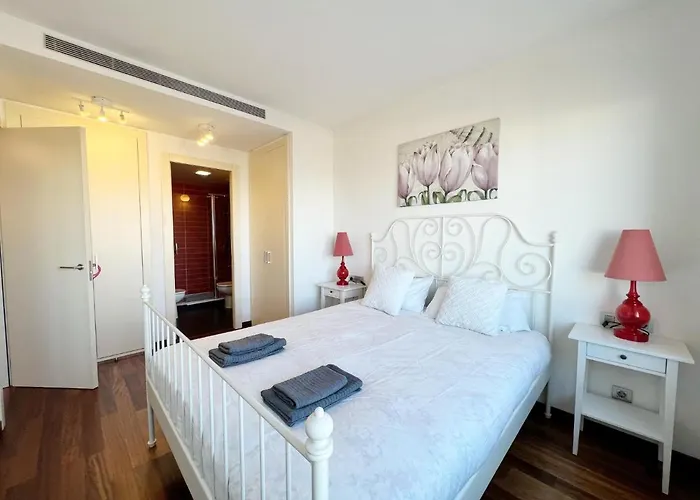Apartment Forum Playa And Pool Barcelona Sant Adria de Besos