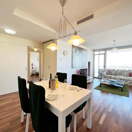 Appartement Forum Playa And Pool Barcelona